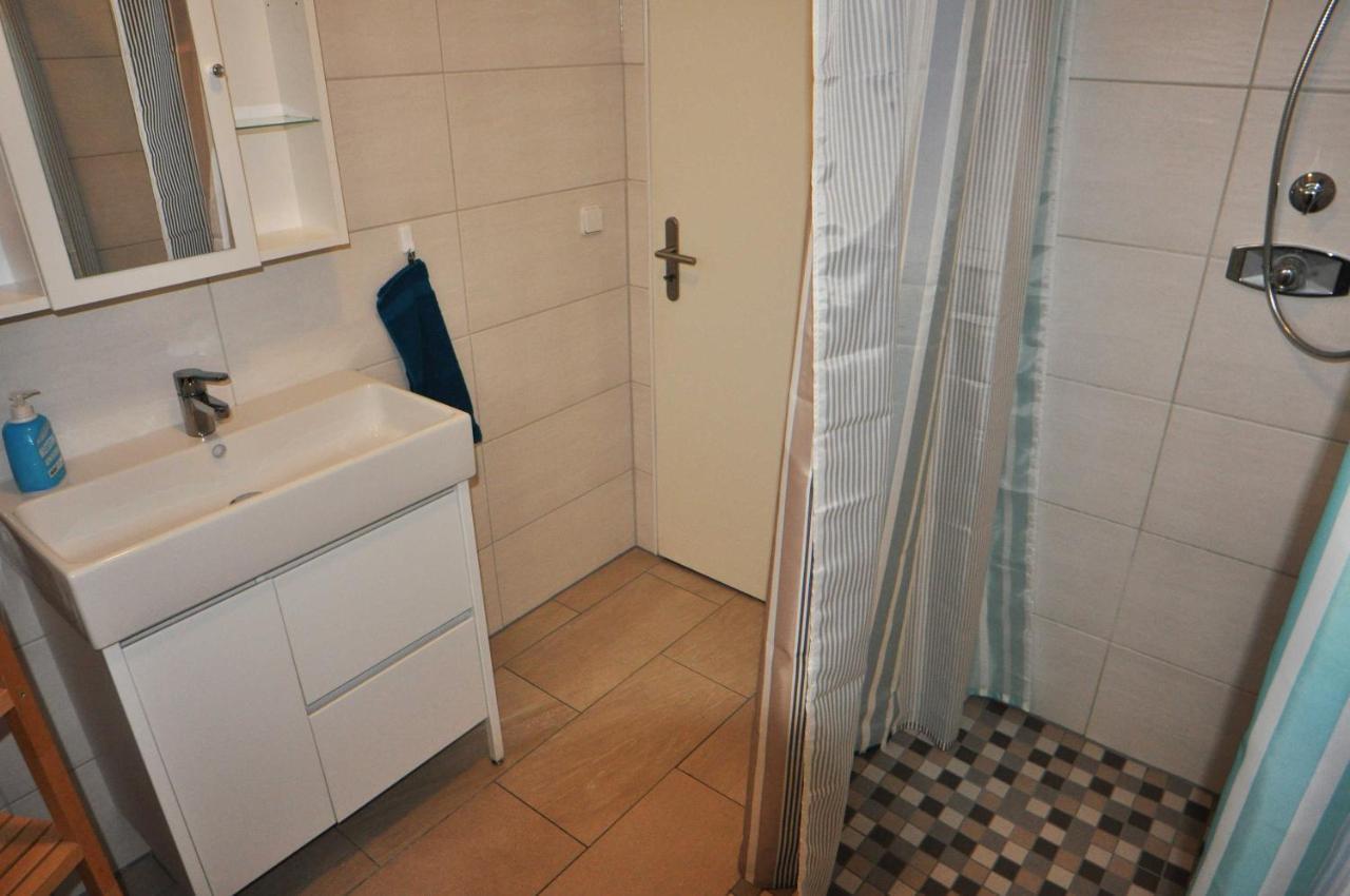 Ferienhaus Voss, 65260 Moormerland エクステリア 写真